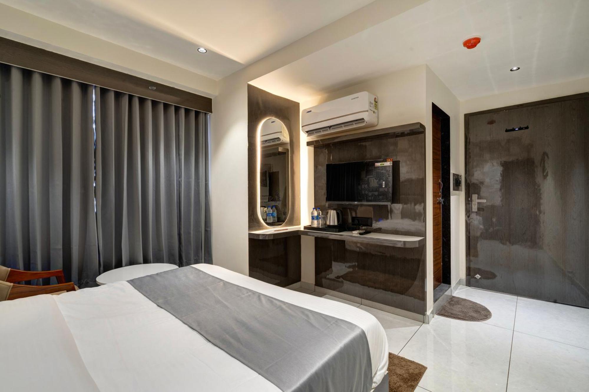 Hotel Shrimad Villa 甘地讷格尔 外观 照片