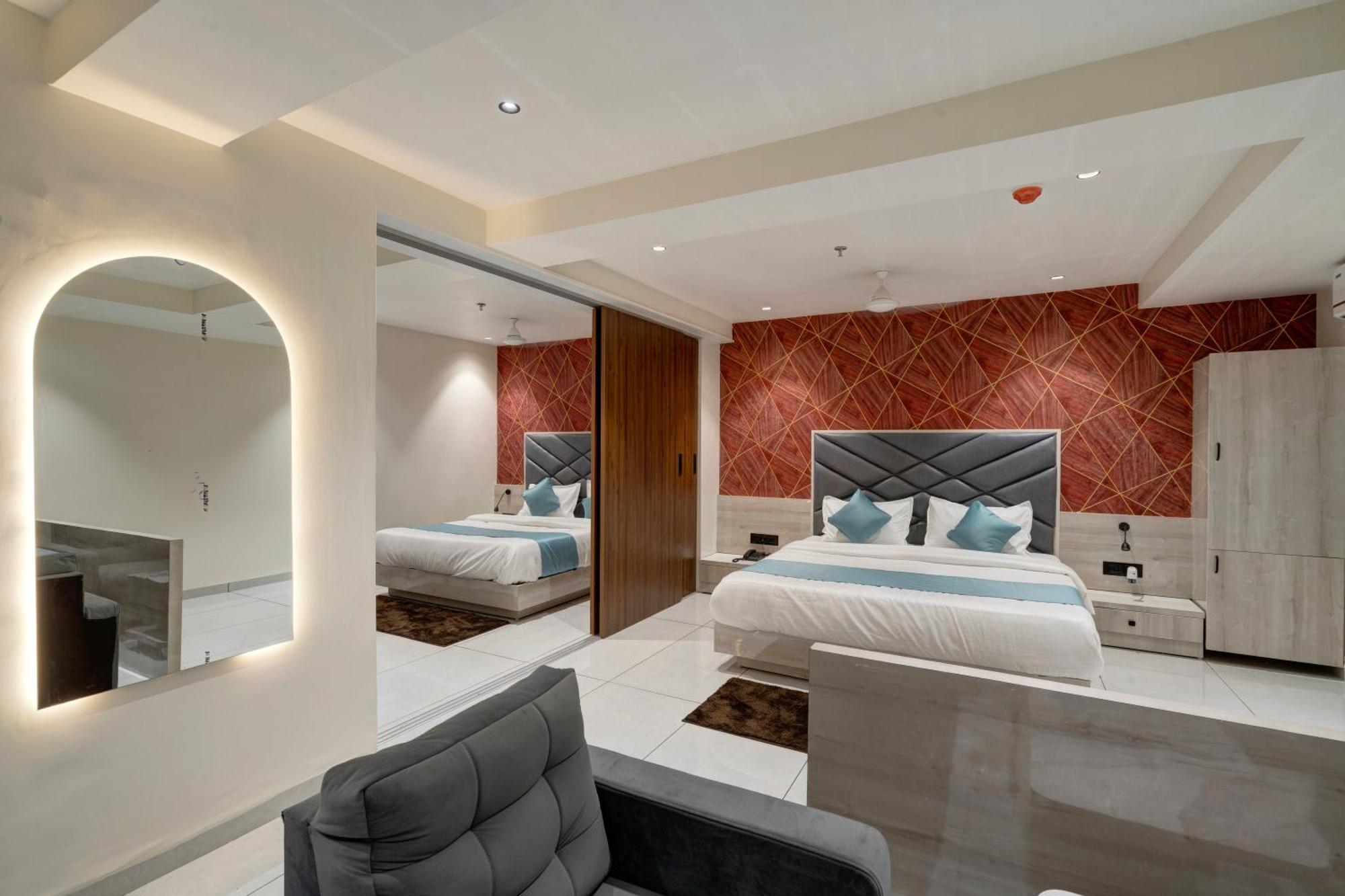 Hotel Shrimad Villa 甘地讷格尔 外观 照片