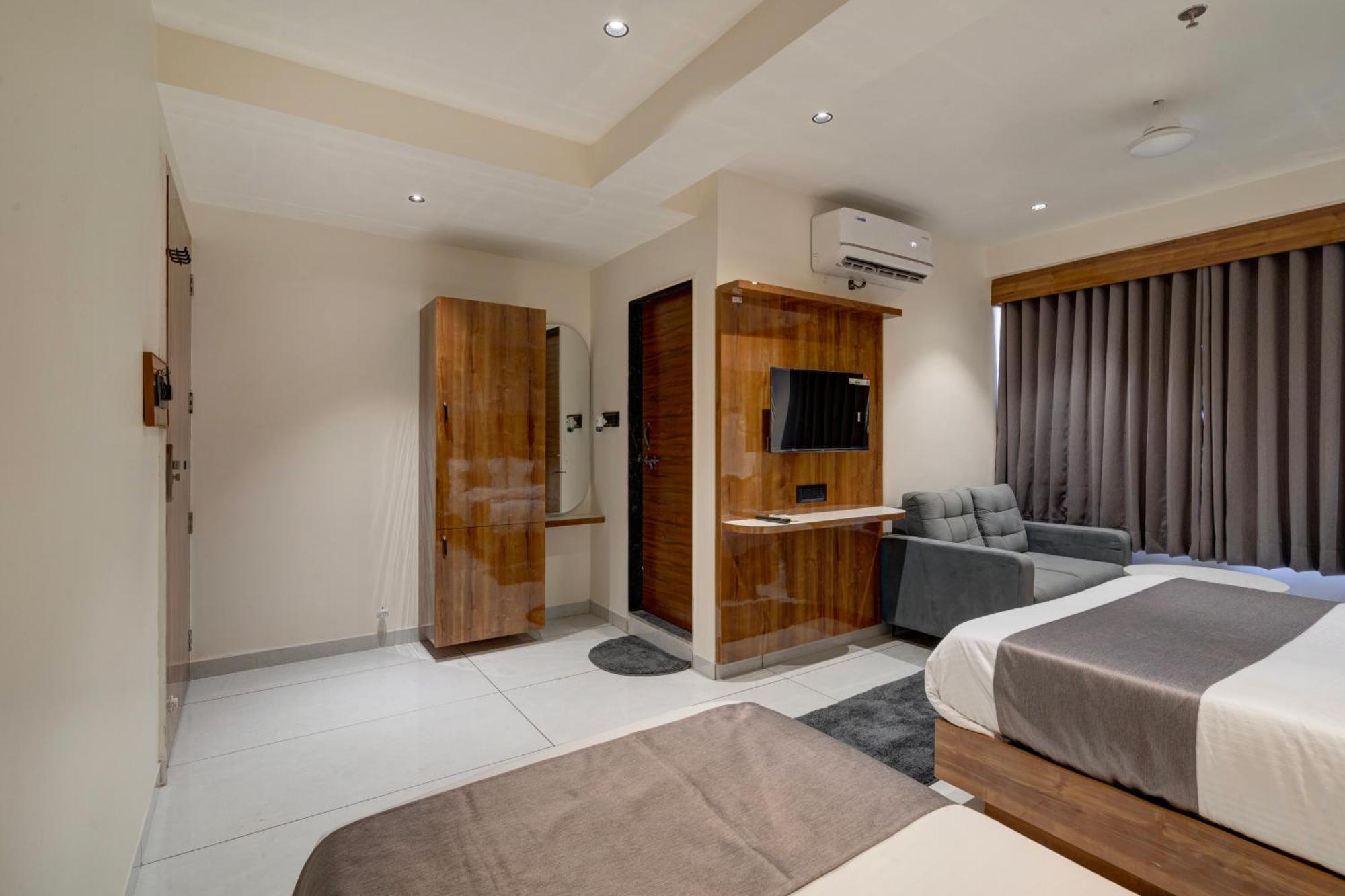 Hotel Shrimad Villa 甘地讷格尔 外观 照片