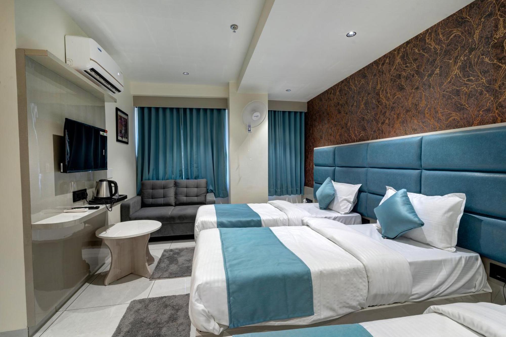 Hotel Shrimad Villa 甘地讷格尔 外观 照片