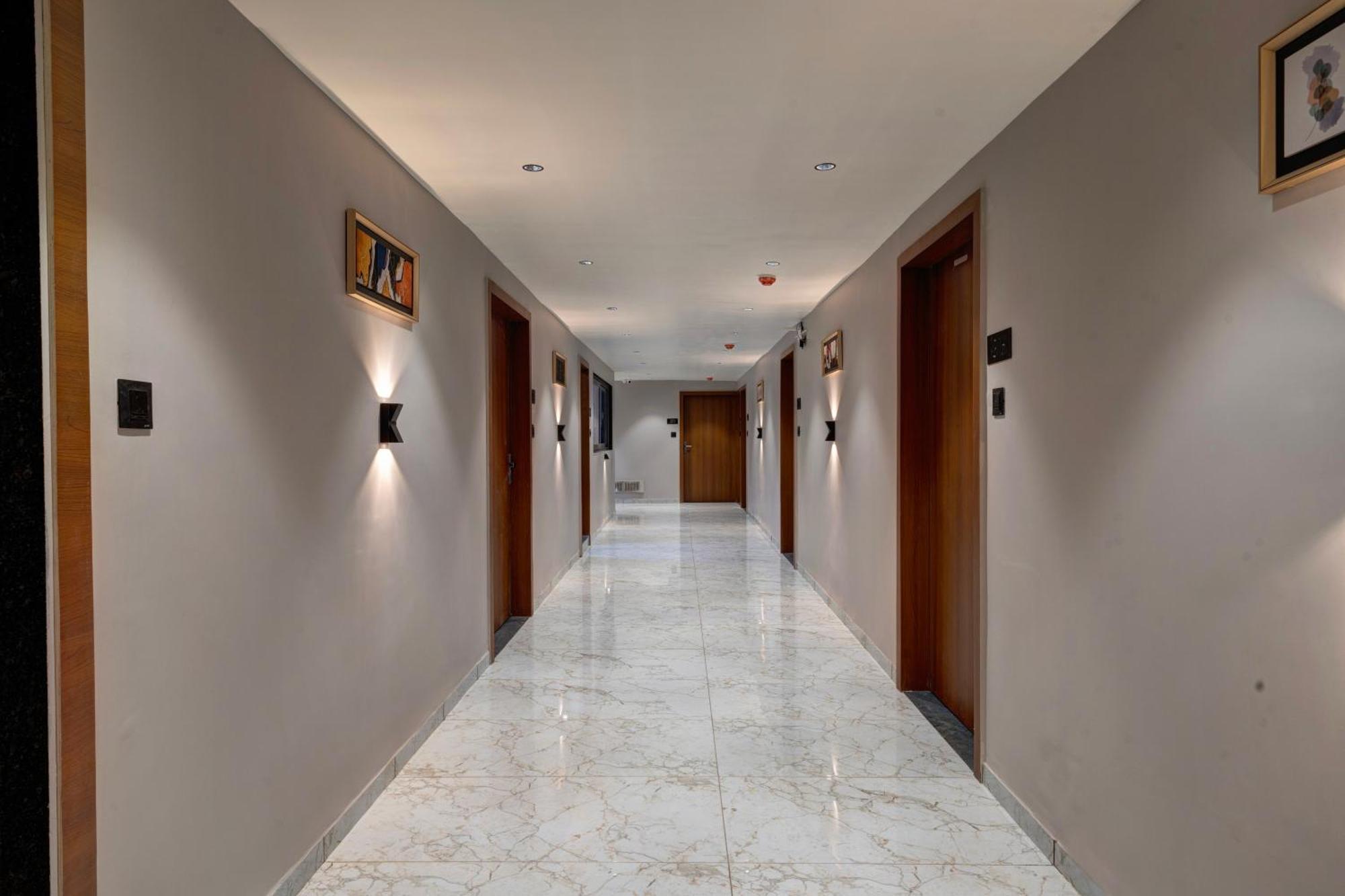 Hotel Shrimad Villa 甘地讷格尔 外观 照片
