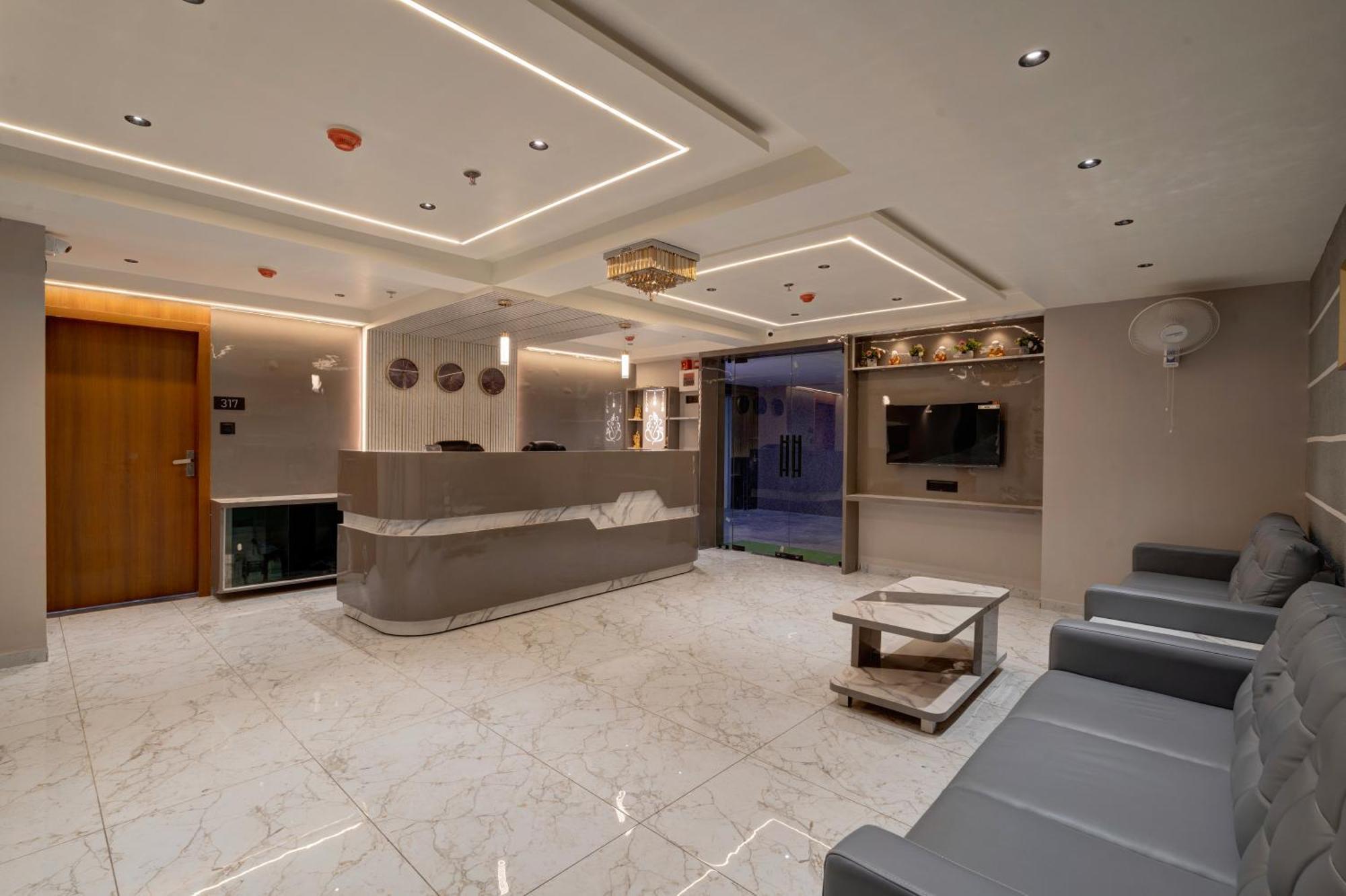 Hotel Shrimad Villa 甘地讷格尔 外观 照片